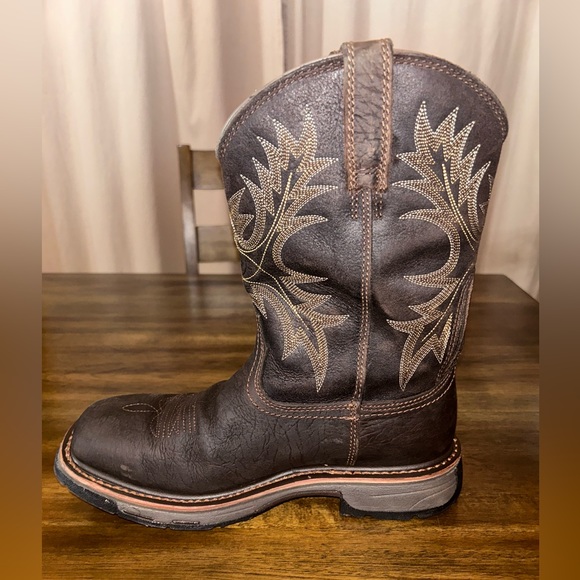 Ariat Workhog H2O Waterproof
Square Toe Work Boot Size 7D - Picture 4 of 8